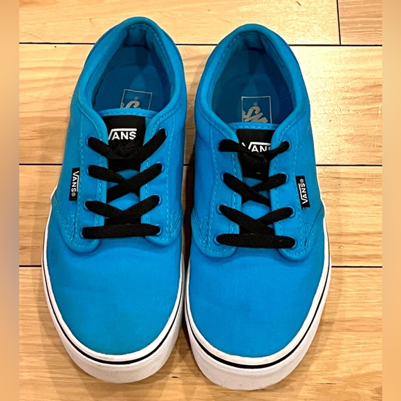YOUTH VANS SIZE 4–SUPER COOL BLUE—GREAT USED CONDITION—CLEAN—UNISEX 💙💙 - Picture 13 of 13